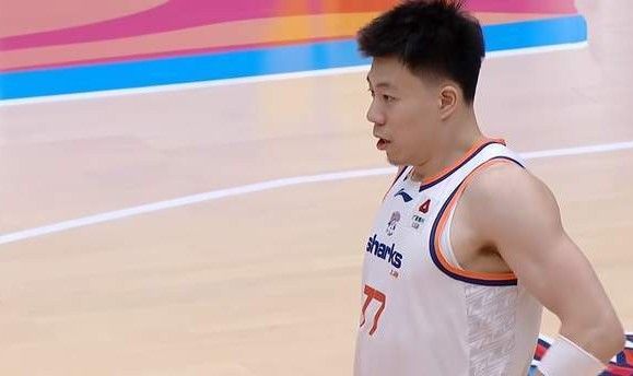 乐鱼APP-6分惜败上海 山东男篮与辽宁会师 占据主场优势 约翰逊36分可重用